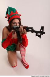 VERONIKA ELF KNEELING POSE WITH SUBMACHIE GUN